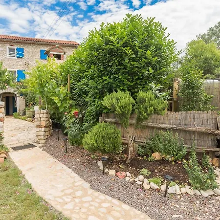 Apartament With A Swimming Pool Vardica, - 19805 Umag